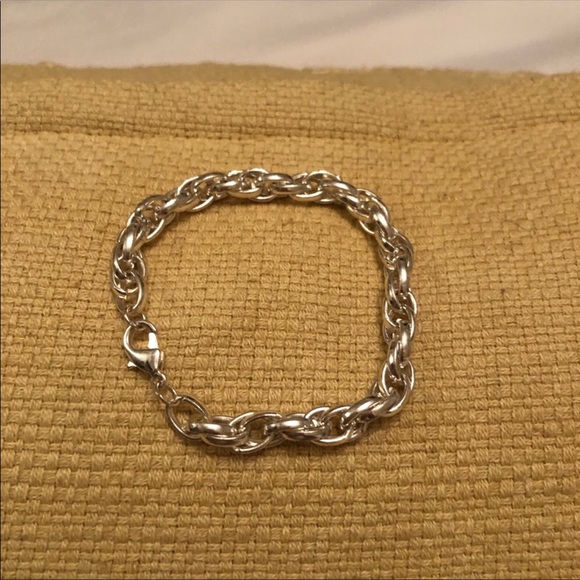 Chain Link Bracelet - Picture 2 of 3